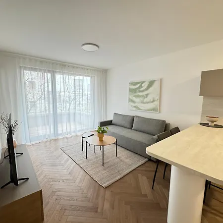 Aurora ברטיסלאבה