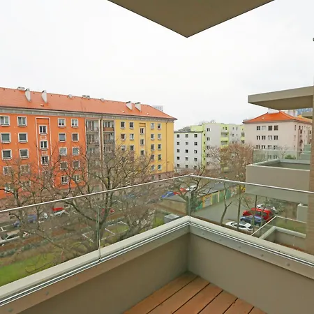 Aurora * ברטיסלאבה