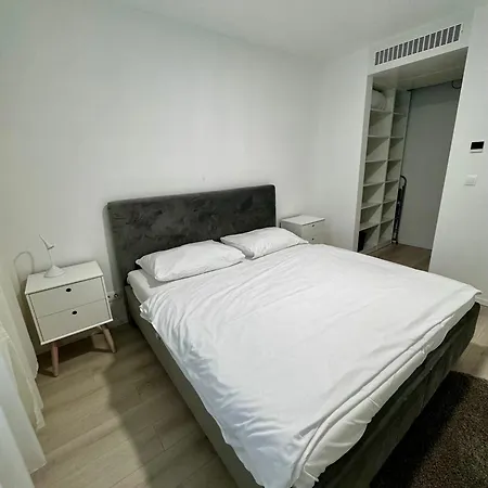 Aurora Apartmán *