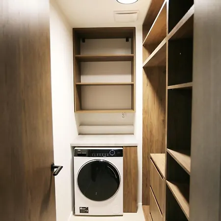 Apartman Aurora *